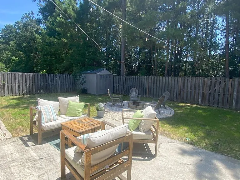 127 Chinese Fir Ct — Photo 20