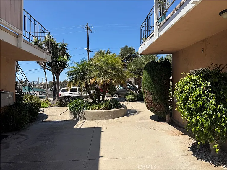 224 Lomita St — Photo 4