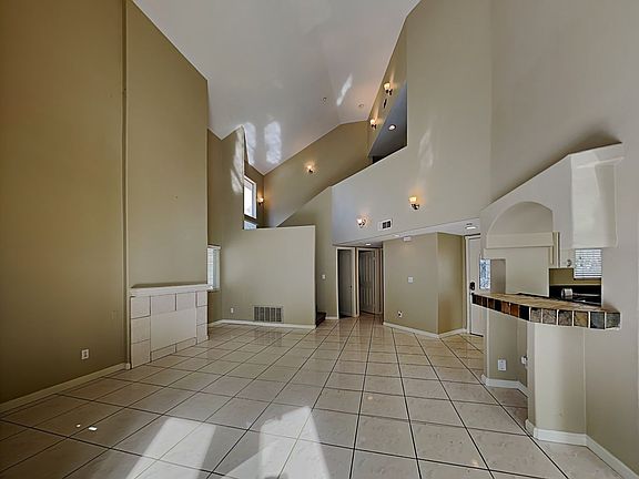 4th image of 13897 Cobblestone Ct