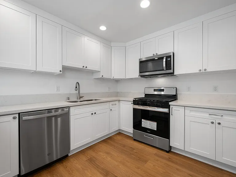 2620 W Aurora St #1 — Photo 13