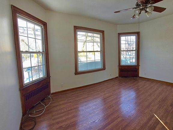 2nd image of 980-982 Avenue C1 #1