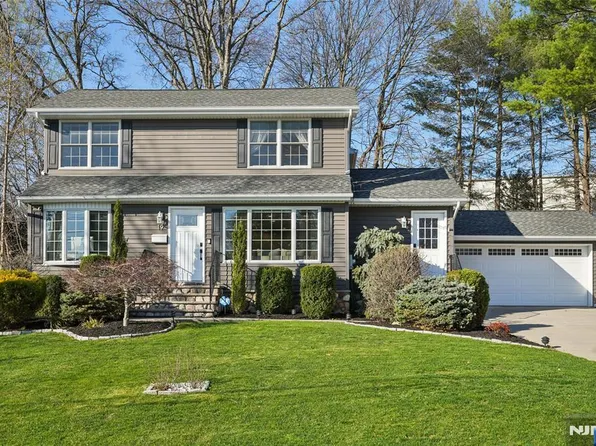 19 White Ter, Ramsey, NJ 07446