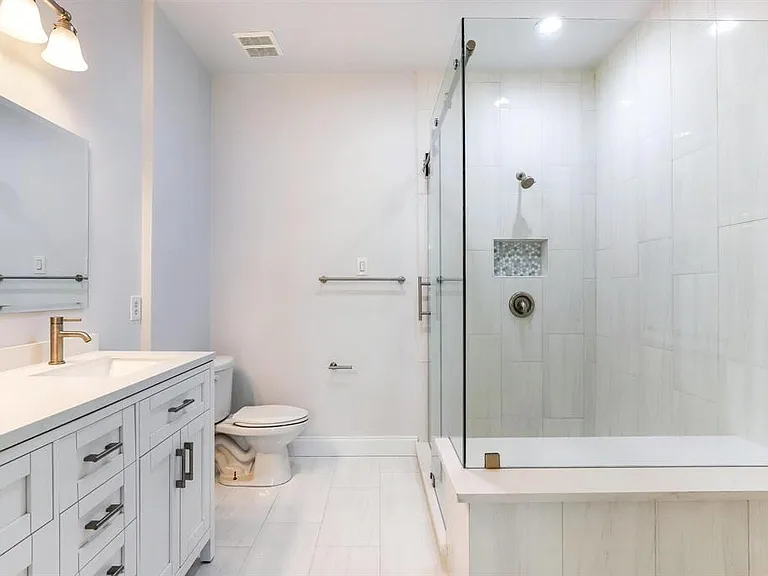 5836 La Vista Dr — Photo 10