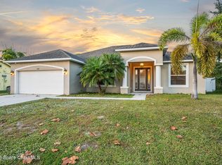 943 Douglas St SE, Palm Bay, FL 32909