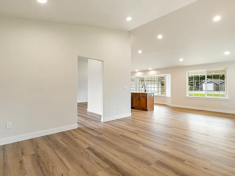 3815 Del Bonita Way — Photo 12