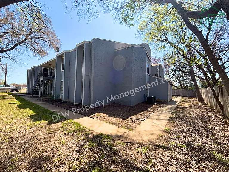 219 Fry St #1 — Photo 15