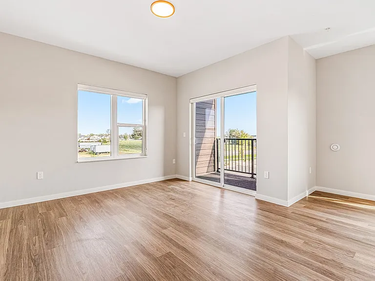 Asher Apartments - LIMITED-TIME OFFER 8 WEEKS FREE! — Photo 146