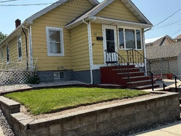 228 Hollywood St, North Brunswick, NJ 08902