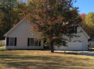 760 Hunters Ln, Loganville, GA 30052