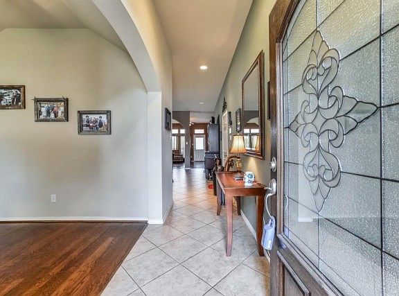 5th image of 2826 Lakecrest Forest Dr