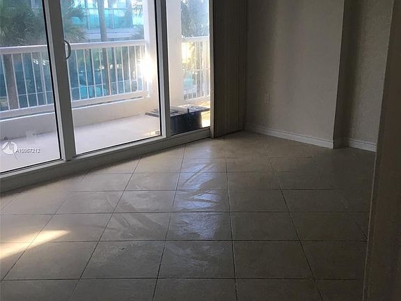 4th image of 9341 N Collins Ave #204