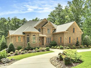 195 Diamond Point, Fayetteville, GA 30215
