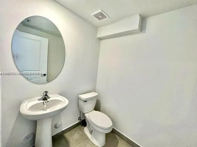 11928 SW 244th Ln #Townhouse 11928 — Photo 5