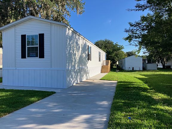 2nd image of 8401 NW 13th St #69