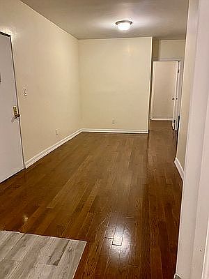 5th image of 88 E 111th St APT 11