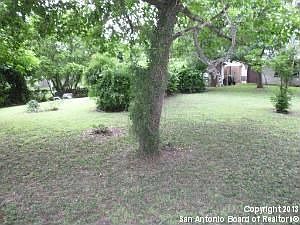 5th image of 112 Atwater Dr