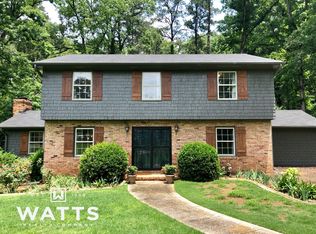 3213 Starlake Dr, Hoover, AL 35226