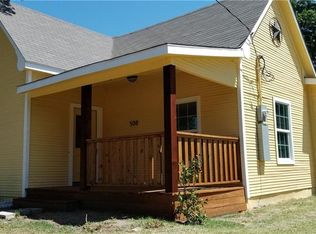 508 N Fordyce St, Blooming Grove, TX 76626
