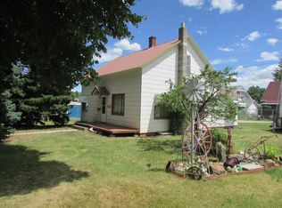 819 W Virginia St, Lewistown, MT 59457