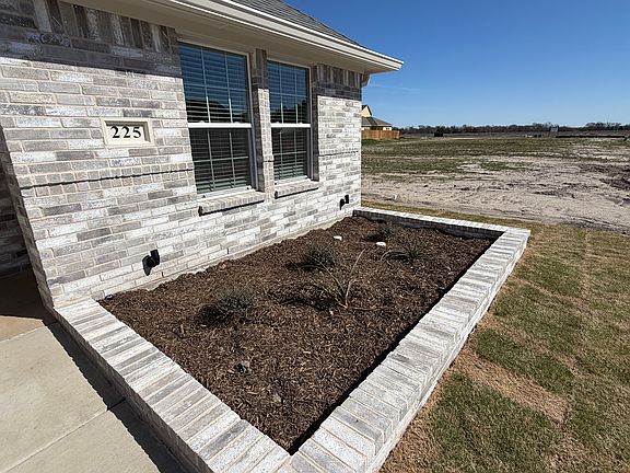 2nd image of 225 Trevor Ln