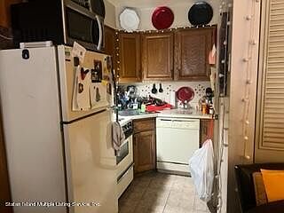 4th image of 23 Arielle Ln #A