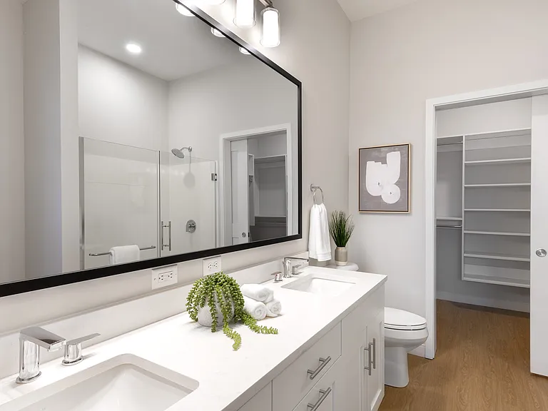 Lucida+ Bath