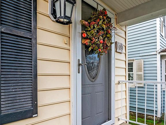 2nd image of 109 Wharf Ln