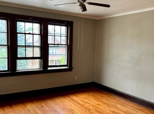 2474 S 6th St, Milwaukee, WI 53215