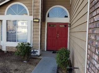 23736 Sierra Oak Dr, Murrieta, CA 92562