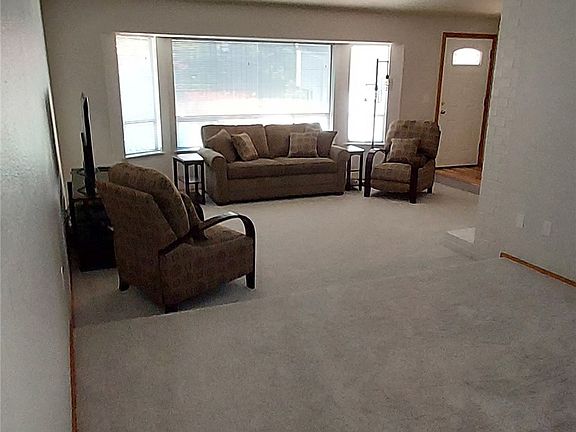 2nd image of 4621 20th Avenue NW