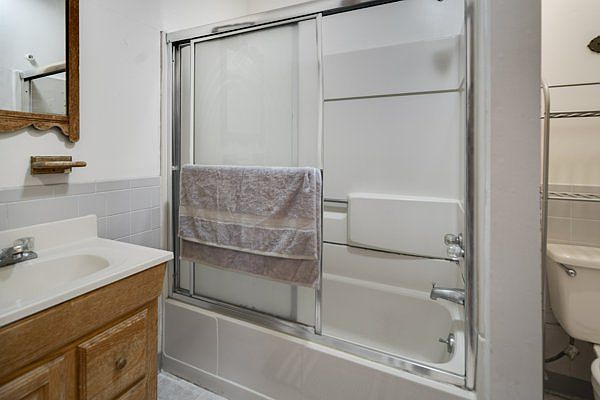 1st image of 414 Eddy St Unit 4