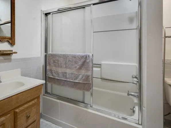 414 Eddy St, Ithaca, NY