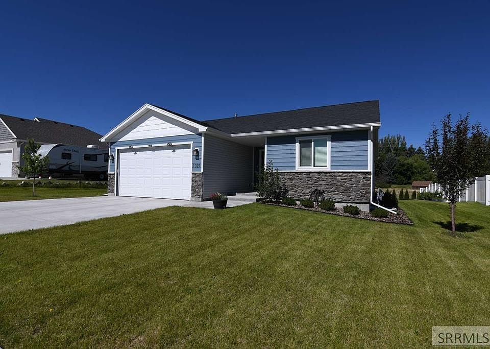1st image of 1324 Stone Dr