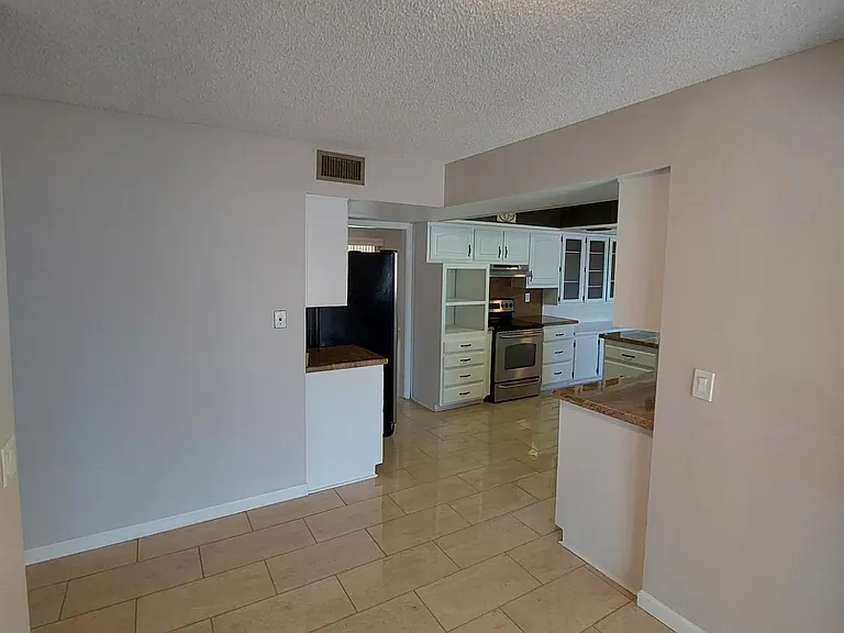 13204 W Hyacinth Dr — Photo 23