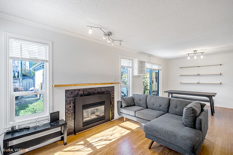 Vancouver House for rent - 3 Bedrooms — photo 15