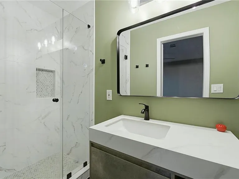 1133 Village Ct SE — Photo 20
