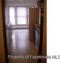 3rd image of 524 Jennings Farm Rd