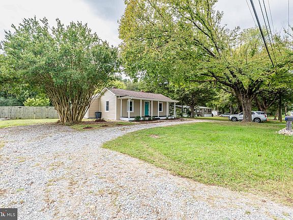 4th image of 9397 E Patrick Henry Rd