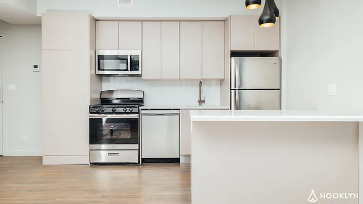 Rented by Nooklyn NYC LLC | media 11