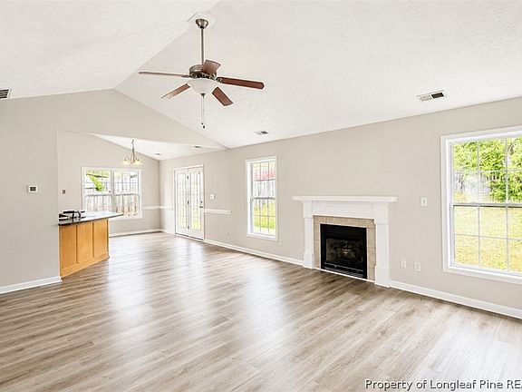 3rd image of 5361 Pringle Way