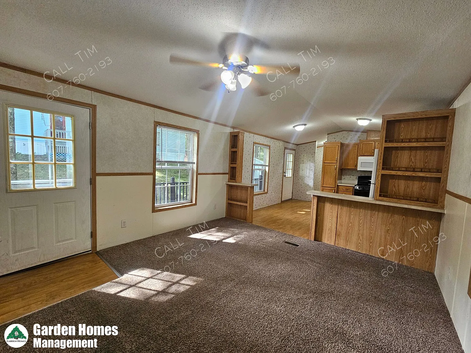 3 bed, 1.5 bath, 924 sqft, $1,325 — Photo 4