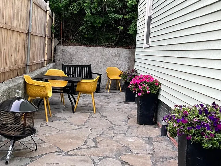 60 E Transit St #3 — Photo 2