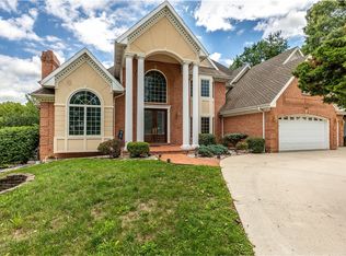 701 Bent Tree Dr, Effingham, IL 62401