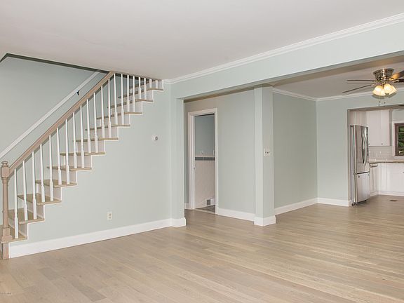 4th image of 122 Alameda Ct