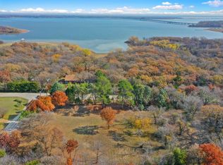 100 Dobbs Rd, Denton, TX 76208