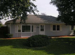 23346 W Peterson Dr, Plainfield, IL 60586