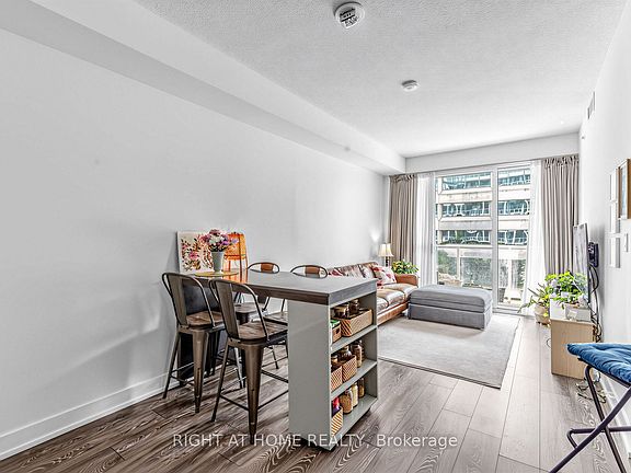 3rd image of 180 Fairview Mall Dr #202
