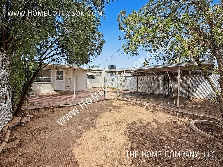 4938 S Highland Dr — Photo 16