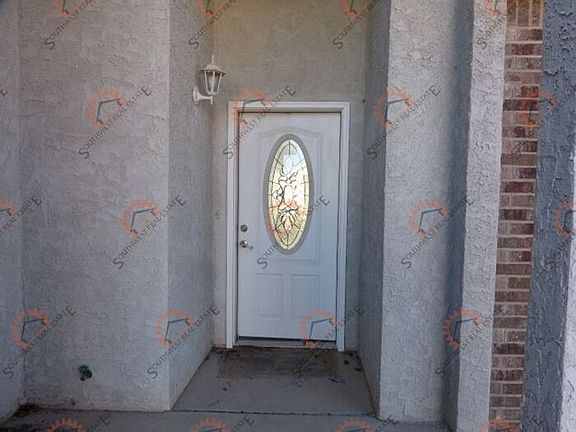 3rd image of 3825 Lockhaven Dr