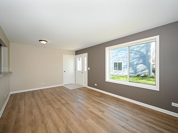 4th image of 2731 Wilshire Ct